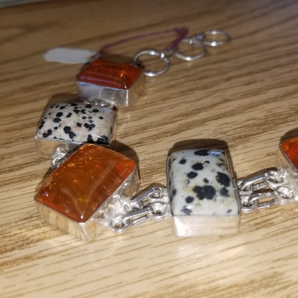 New Sterling silver Dalmation jasper and repressed  amber bracelet - Picture 4 of 7